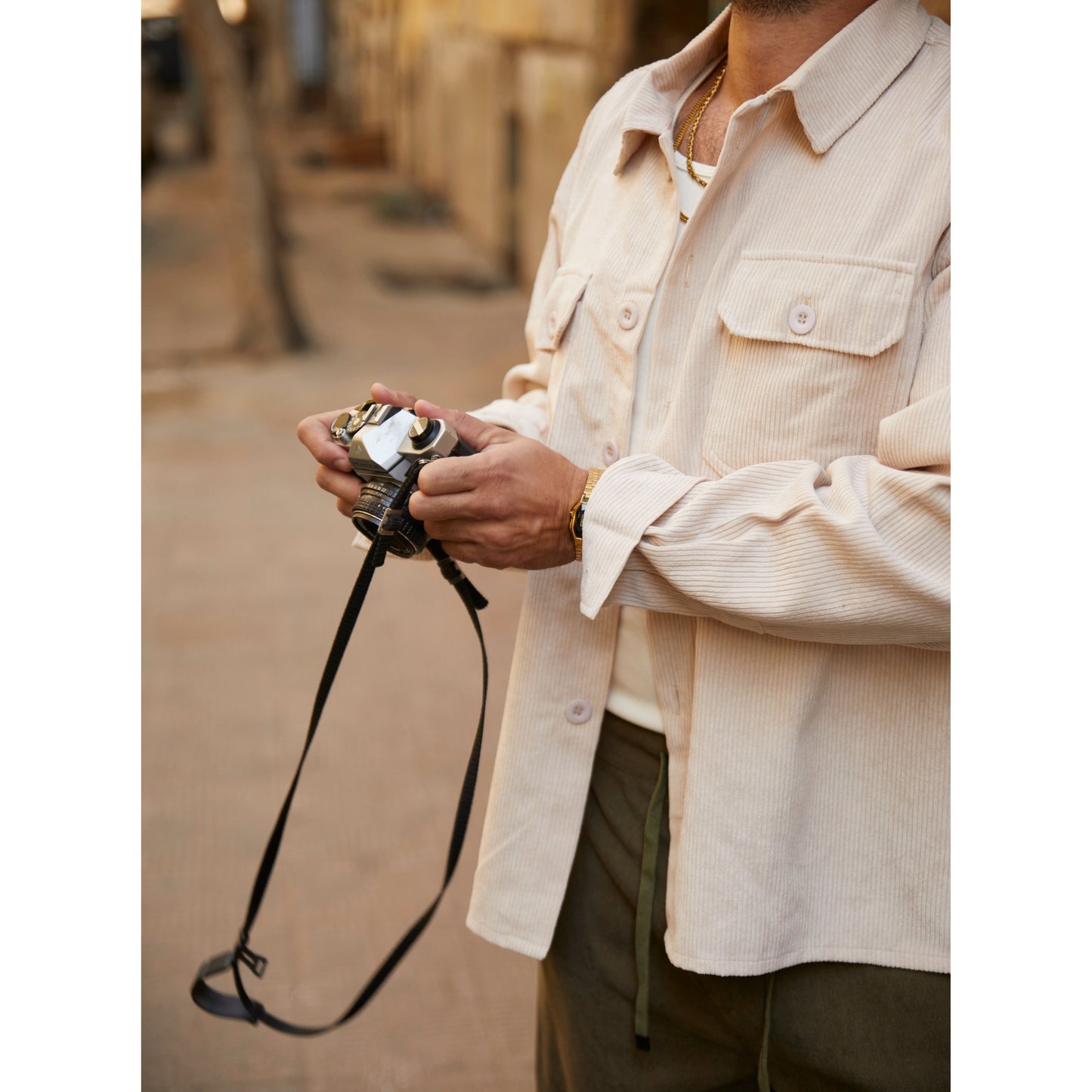 Metropolitan Overshirt in Beige